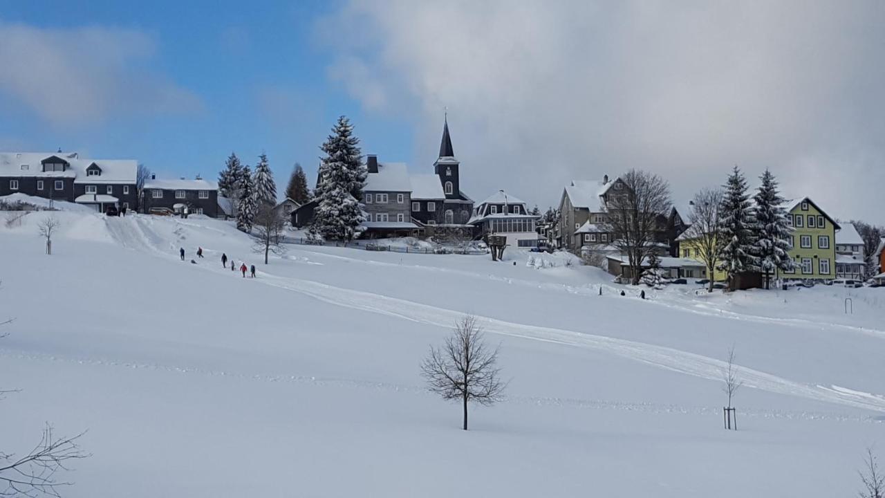 Hotel Schoene Aussicht Masserberg Exterior foto